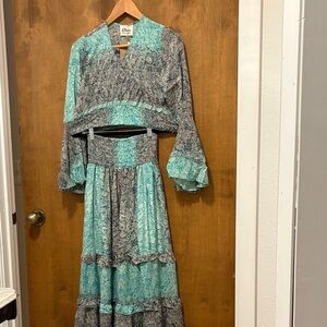 148. Rhea Chic Bohemian Blue and Gray Maxi Skirt Set